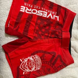 LiveSore 1st Responder WOD Shorts Medium 32
